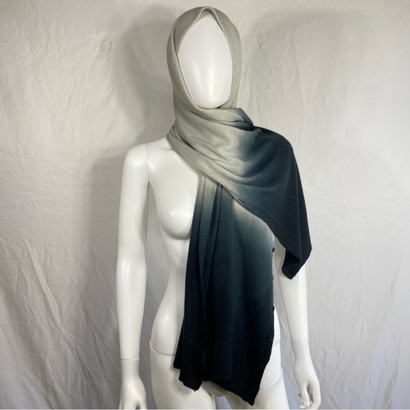 Navy Blue to Light Gray Ombre Versatile Scarf & Button Wrap - Picture 4 of 6